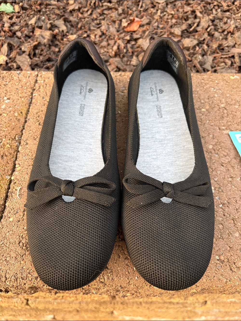 Clarks  cloudsteppers Black Knit Ballet Flats with Bow Accent
